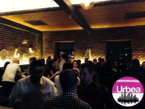 social pub 3