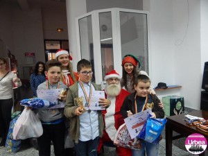 01 Ianis Tarciuc (dreapta) premiul 1 in sectiunea copii avansati